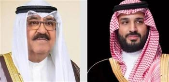 أمير الكويت وولي العهد السعودي يبحثان هاتفيا مستجدات الأوضاع بالمنطقة