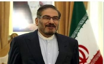 مستشار المرشد الإيراني: القواعد الأمريكية المستخدمة لضرب إيران صارت أهدافا "مشروعة"