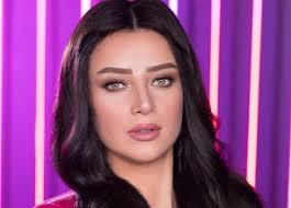 قبل عرضه غدًا.. رضوى الشربيني تكشف تفاصيل برنامجها «هي وبس»   