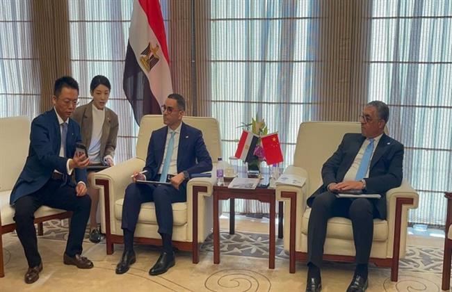 وزير الاستثمار يعقد لقاءات مكثفة مع عدد من الشركات الصينية لاستعراض فرص ومقومات الاستثمار بالسوق المصري
