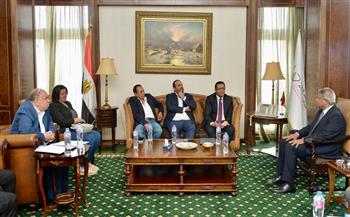 رئيس الأعلى للإعلام يستقبل وفد نقابة الصحفيين