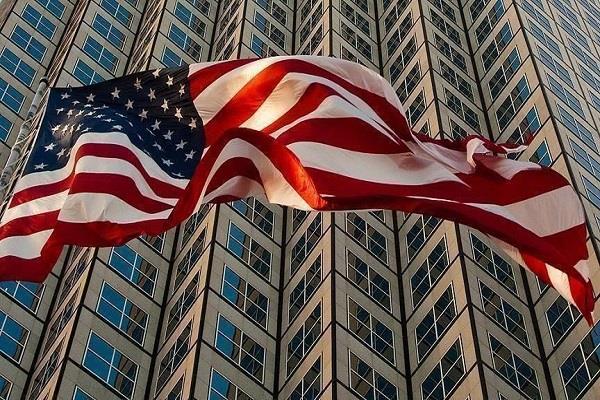 السفارة الأمريكية في قطر تحث رعاياها على البقاء في أماكنهم من باب الحيطة والحذر
