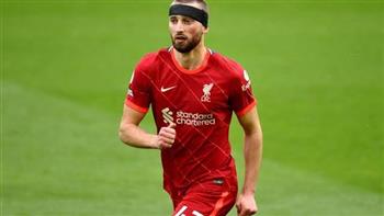 ليفربول يعلن انتقال لاعبه فيليبس إلى وست بروميتش 
