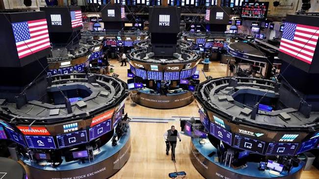 ارتفاع العقود الآجلة للأسهم الأمريكية عقب إعلان ترامب التوصل إلى وقف إطلاق النار بين إيران وإسرائيل 
