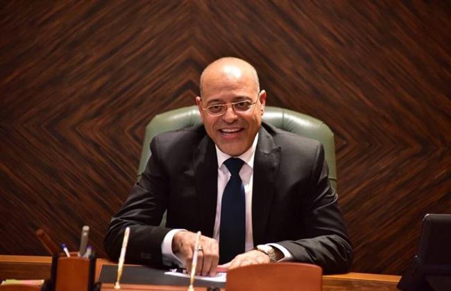 وزير العمل: قانون العمل الجديد يحمي العمالة غير المنتظمة ويتلافى أخطاء القانون القديم
