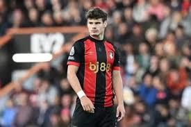 ليفربول يحسم صفقة ميلوس كيركيز لاعب بورنموث 