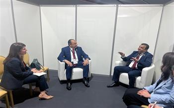 وزير قطاع الأعمال العام يلتقي وزير الطاقة والمناجم الجزائري لبحث توسيع آفاق التعاون الاستثماري والشراكة