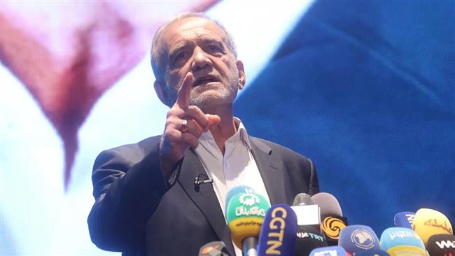 الرئيس الإيراني يؤكد التزام بلاده بوقف إطلاق النار ما لم تنتهك إسرائيل الهدنة