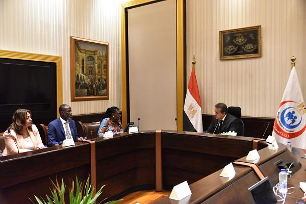 وزير الصحة يبحث مع مفوضة الاتحاد الإفريقي تعزيز التعاون الصحي المشترك