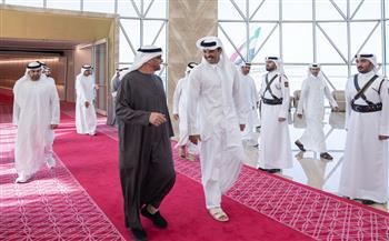 أمير قطر ورئيس الإمارات يبحثان الأوضاع بالمنطقة وعلاقات التعاون