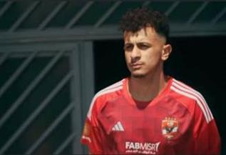 المصري يسعى للحصول على خدمات عمر الساعي لاعب الأهلي