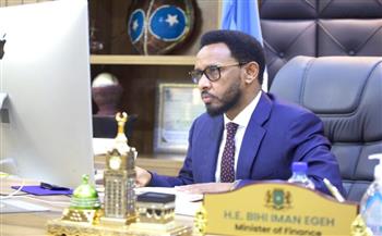 وزير المالية الصومالي يبحث مع وفد من الاتحاد الأوروبي تعزيز الشراكة التنموية