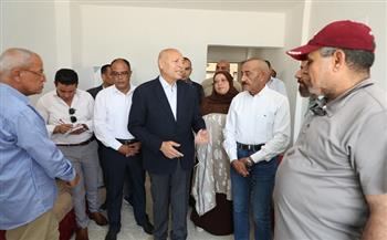 محافظ القاهرة يزور أسر ضحايا عقاري "الخليج المصري" بعد تسكينهم بمدينة 15 مايو