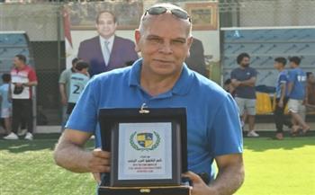 المقاولون العرب يكرم والد محمد صلاح في مسقط رأسه بنجريج