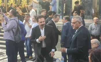 محمد رياض يقدم واجب العزاء في رحيل والد تامر عبدالمنعم