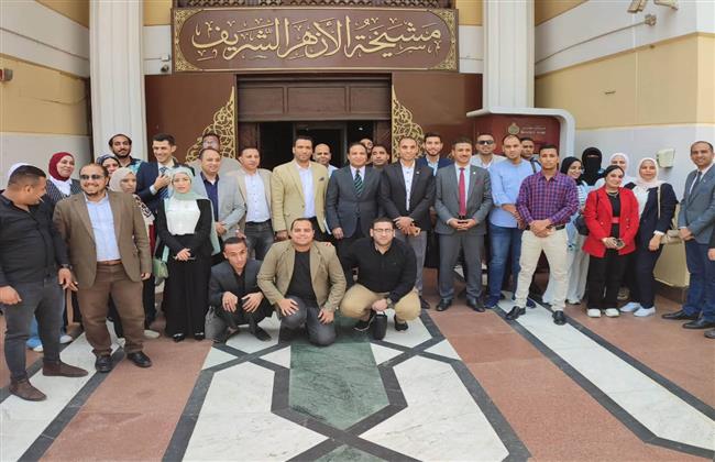 "الشباب والرياضة" تختتم معسكر "معًا" بزيارة ميدانية لمرصد الأزهر 