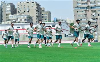 ثلاثي إدارة الزمالك يطالب اللاعبين ببذل الجهد في كأس مصر أمام بيراميدز 