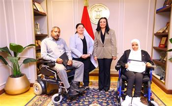 وزيرة التضامن تكرم الإدارة المركزية لشؤون الأشخاص ذوي الإعاقة لتميزها خلال شهر مايو