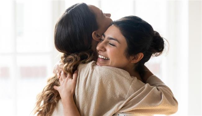 5 علامات تدل أن صديقتك  المقربة تدعمك طوال الوقت
