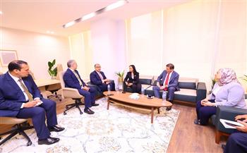 وزيرا التضامن والزراعة يتفقدان مقر البنك الزراعي المصري بالعاصمة الإدارية الجديدة 
