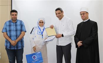 محافظ السويس يُكرّم حفظة القرآن الكريم وأبطال السباحة