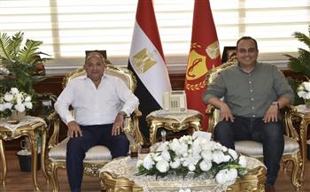 محافظ بورسعيد يستقبل رئيس هيئة الرعاية الصحية لمتابعة سير العمل بالمنظومة الصحية