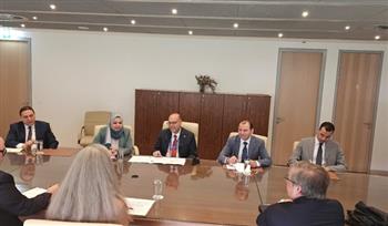 وزير العمل يبحث مع رئيس الاتحاد العالمي للتوظيف التعاون في المجالات المشتركة