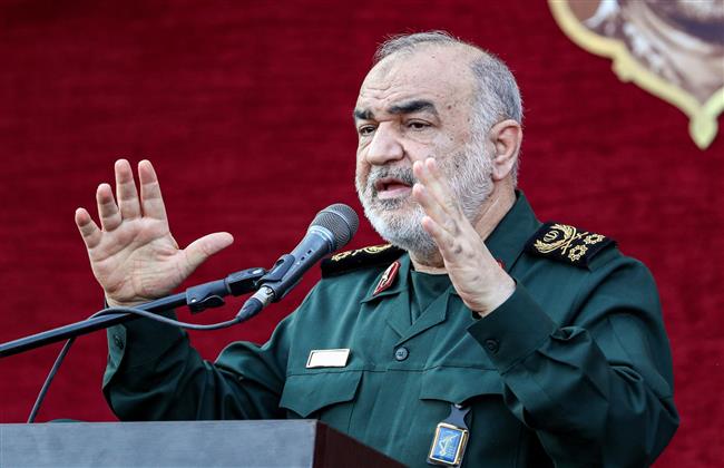 قائد الحرس الثوري الإيراني يتوعد برد "شديد" على أي اعتداء إسرائيلي