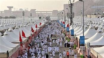 الحجاج يستقبلون أول أيام التشريق على صعيد منى