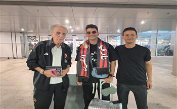 المدير الإداري للأهلي يستقبل زيزو في المطار لدى وصوله ميامي