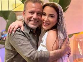 شريف منير يوجه رسالة لـ زوج ابنته أسما:" نفسي تاخد بالك منها وتكون حنين عليها"