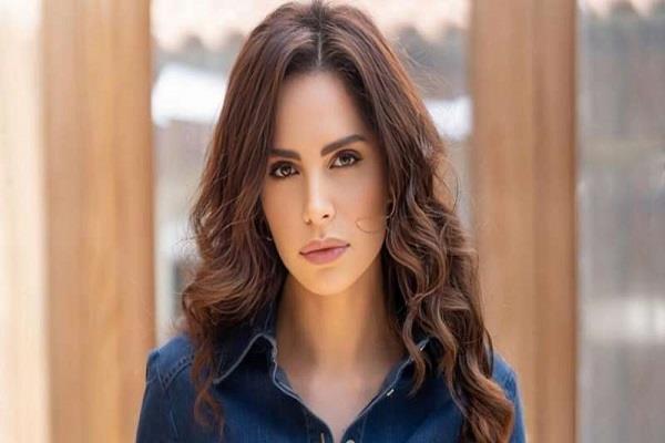 آمال ماهر تنتهي من تسجيل أغنيتها "اتراضيت"