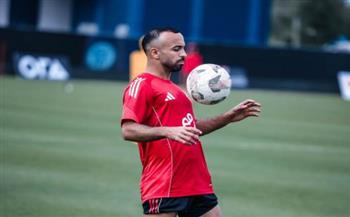 أفشة يزين شوارع أمريكا قبل مشاركة الأهلي فى كأس العالم للأندية.. صورة 