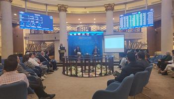 البورصة المصرية تبحث مع الشركات الصغيرة والمتوسطة سبل توفيق الأوضاع والانتقال للسوق الرئيسي