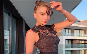 صبا مبارك بستايل جديد في أحدث إطلالاتها
