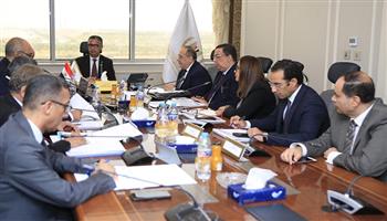 في اجتماعات موسعة.. وزير التموين يتابع مشروعات تطوير البنية الصناعية لشركات المطاحن