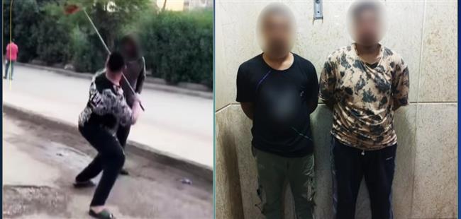 ضبط طالبين بعد تنمرهما على مشرد وتصوير الواقعة بالجيزة