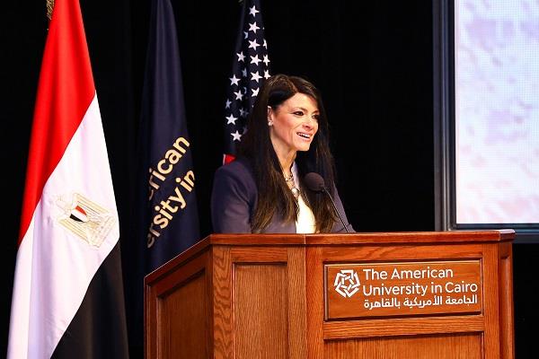 «المشاط» تُسلّط الضوء على الشراكة بين وزارة التخطيط ومعمل عبد اللطيف جميل لسياسات التنمية