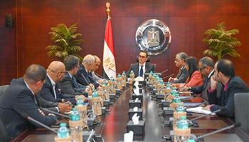 وزير الاستثمار يبحث مع مسؤولى مجموعة ايشيكتاش التركية فرص التعاون المشترك،