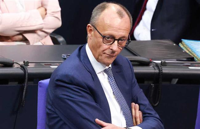 المستشار الألماني يدعو واشنطن للوقوف بجانب الأوروبيين