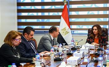 وزيرة التنمية المحلية تتابع الموقف التنفيذي لتطبيق الهوية البصرية في جميع المحافظات  