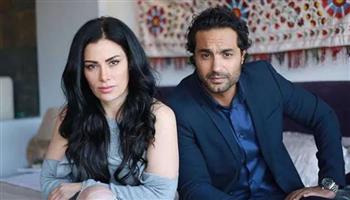 صبا مبارك تعيش صراع الحب والشك مع كريم فهمي بمسلسل "220 يوم"