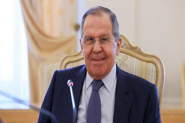 وزير خارجية روسيا يصل إلى كوريا الشمالية في زيارة رسمية