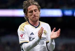 تقارير تكشف راتب مودريتش مع ميلان  