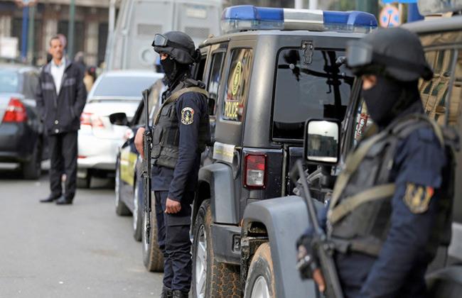 حملات أمنية مكبرة لملاحقة تجار المخدرات والسلاح في 3 محافظات