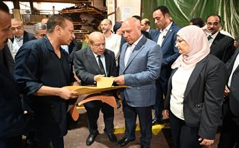كامل الوزير يتفقد مشروعات صناعية كبرى بالمنوفية والقاهرة
