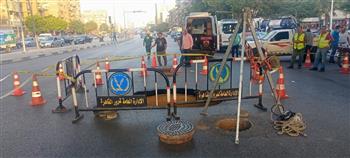 محافظ القاهرة يتابع أعمال إصلاح هبوط أرضي ناتج عن بئر صرف صحى أسفل كوبرى التجنيد |صور