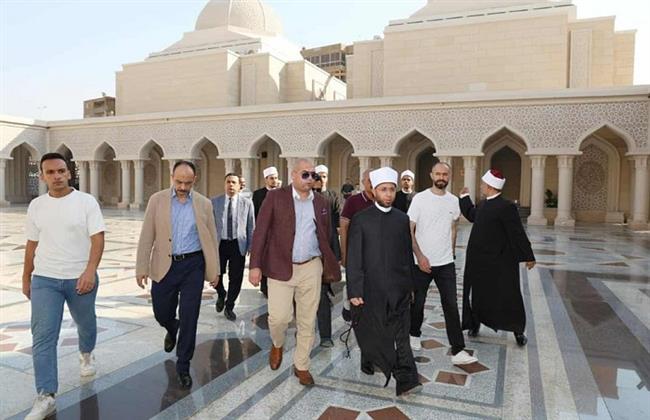 وزير الأوقاف يتفقد مسجد العلي العظيم بالقاهرة