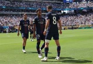 كأس العالم للأندية.. قمصان باريس سان جيرمان تزين ملعب ميتلايف