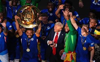 كأس العالم للأندية.. احتفال ترامب مع لاعبي تشيلسي يخطف الأضواء| صور